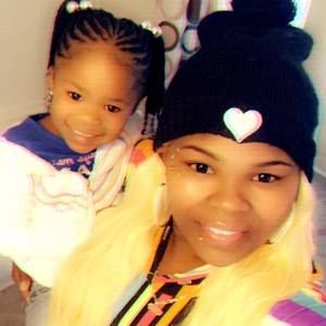 Meet your Posher, Alice